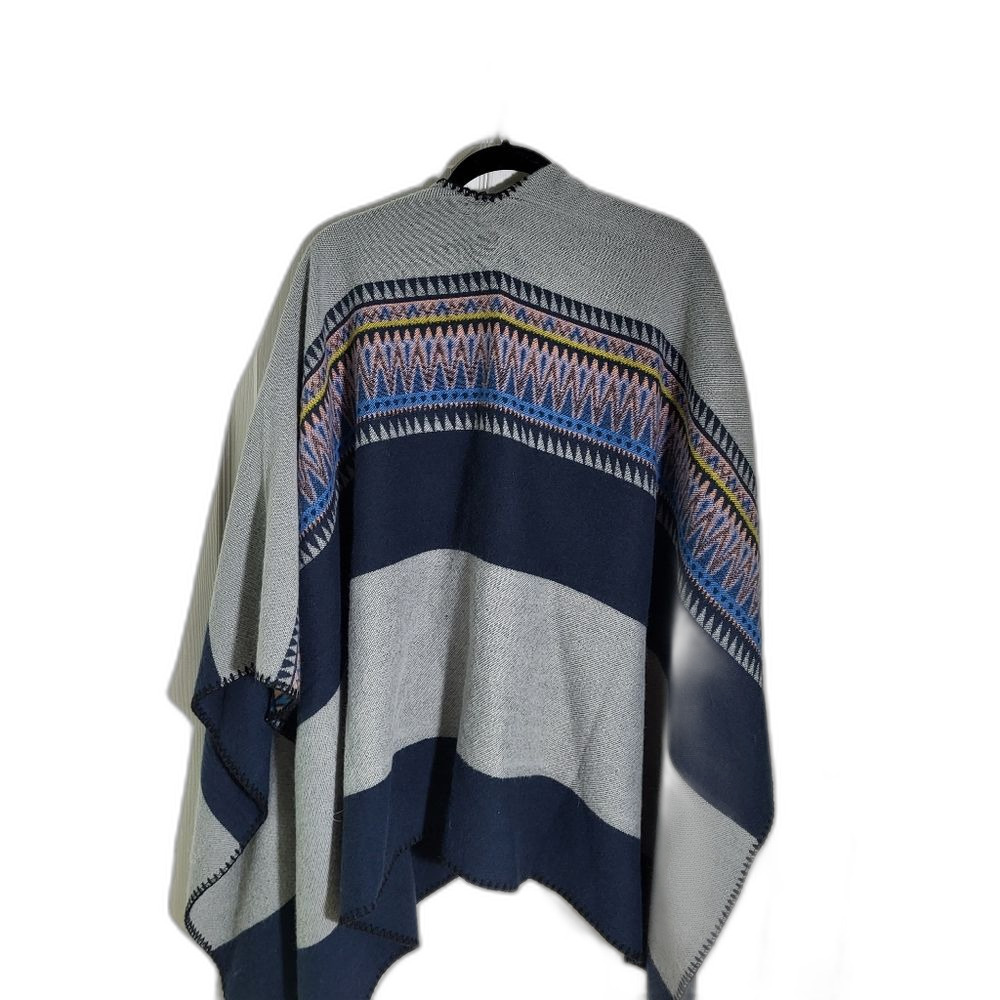 Pretty Cape - Native American Look on Back